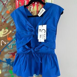Stunning Tove Elen Bow Front top - NWT!